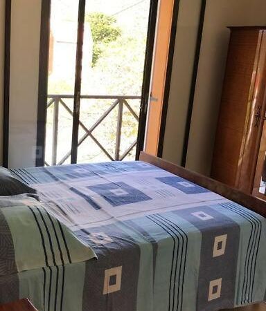 Maison Bourg Des Anses D'Arlet 莱昂斯-达赫雷 外观 照片